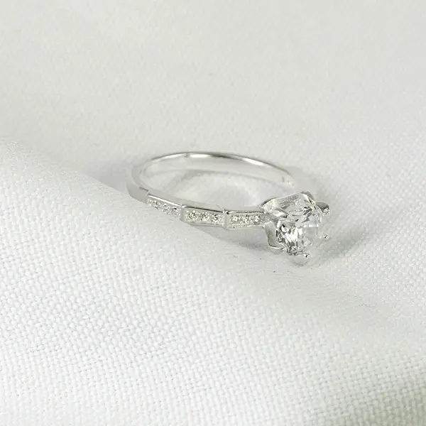 Anillo Alicia 6 Puntas