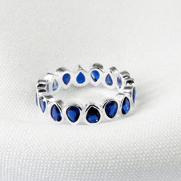 Anillo Gota Zafiro